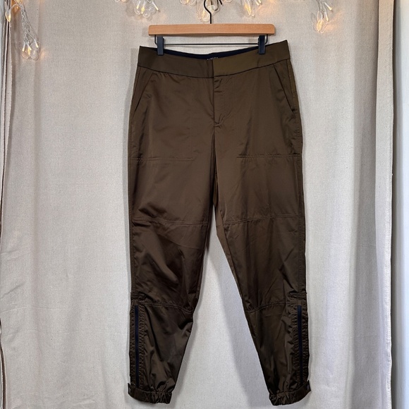 ATHLETA Radiant Jogger‎ | Size 10 - Picture 5 of 13